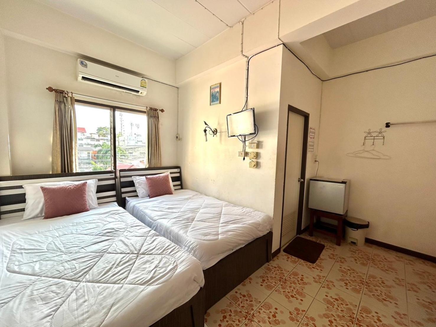 Home One Love Ayutthaya Bangalow Zone By One Love Group Exteriör bild